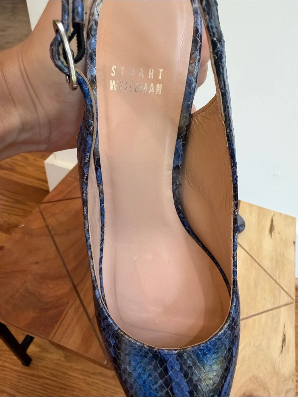 Stuart Weitzman Stunning Blue Snakeskin Slingback Peep-Toe Heels, 8